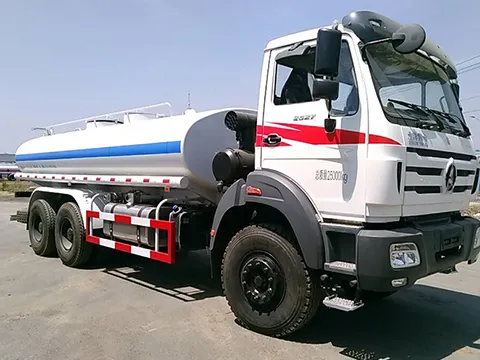 Camion-citerne 6×4