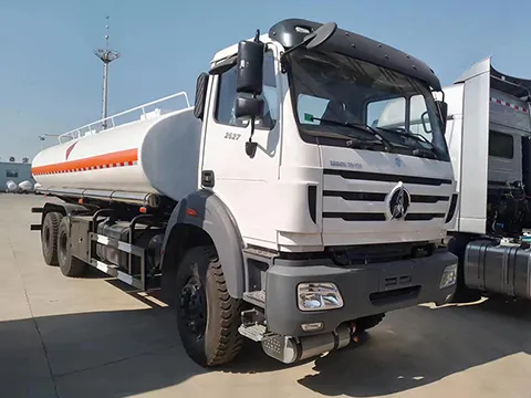 Camion-citerne 6×4