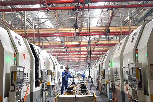 Atelier de fabrication de pièces pour camions