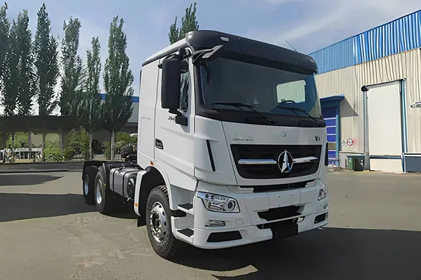 Tracteur routier 6×6