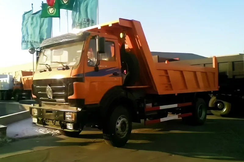 Camion à benne basculante 4×2