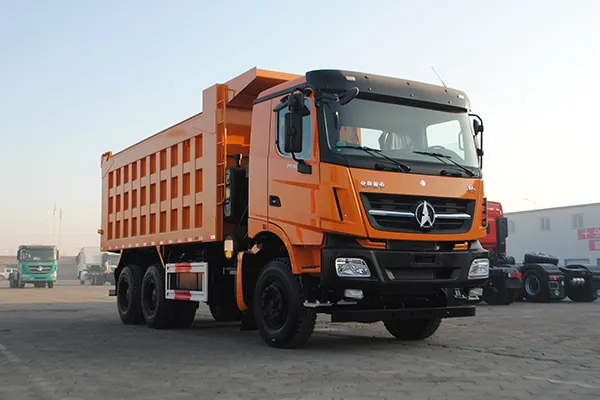 Camion à benne basculante 6×4