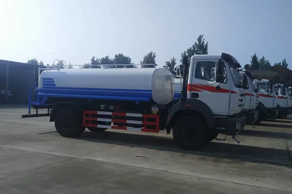 Camion-citerne 4×2